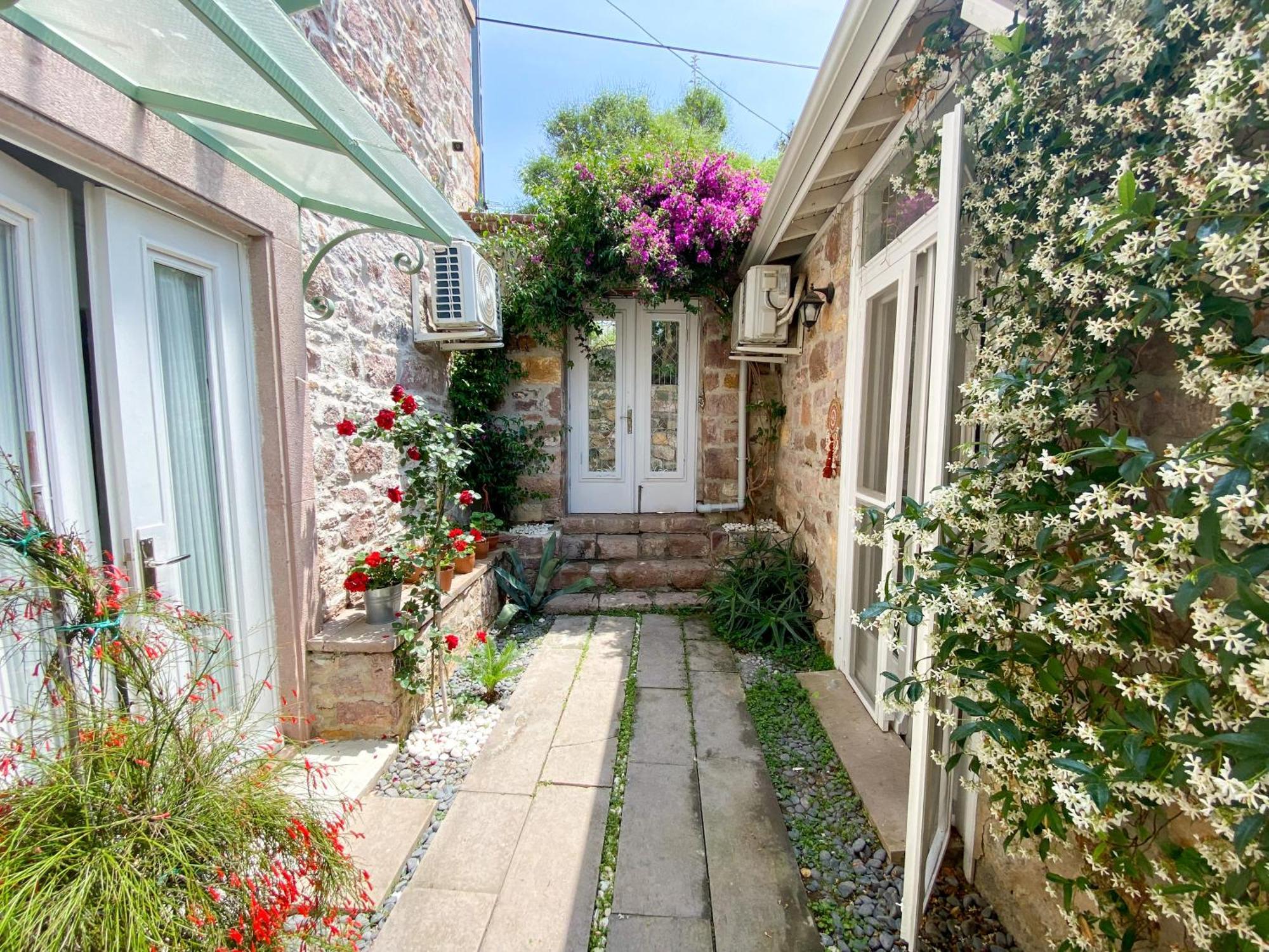 Cunda Ilios Hotel Ayvalik Exterior photo