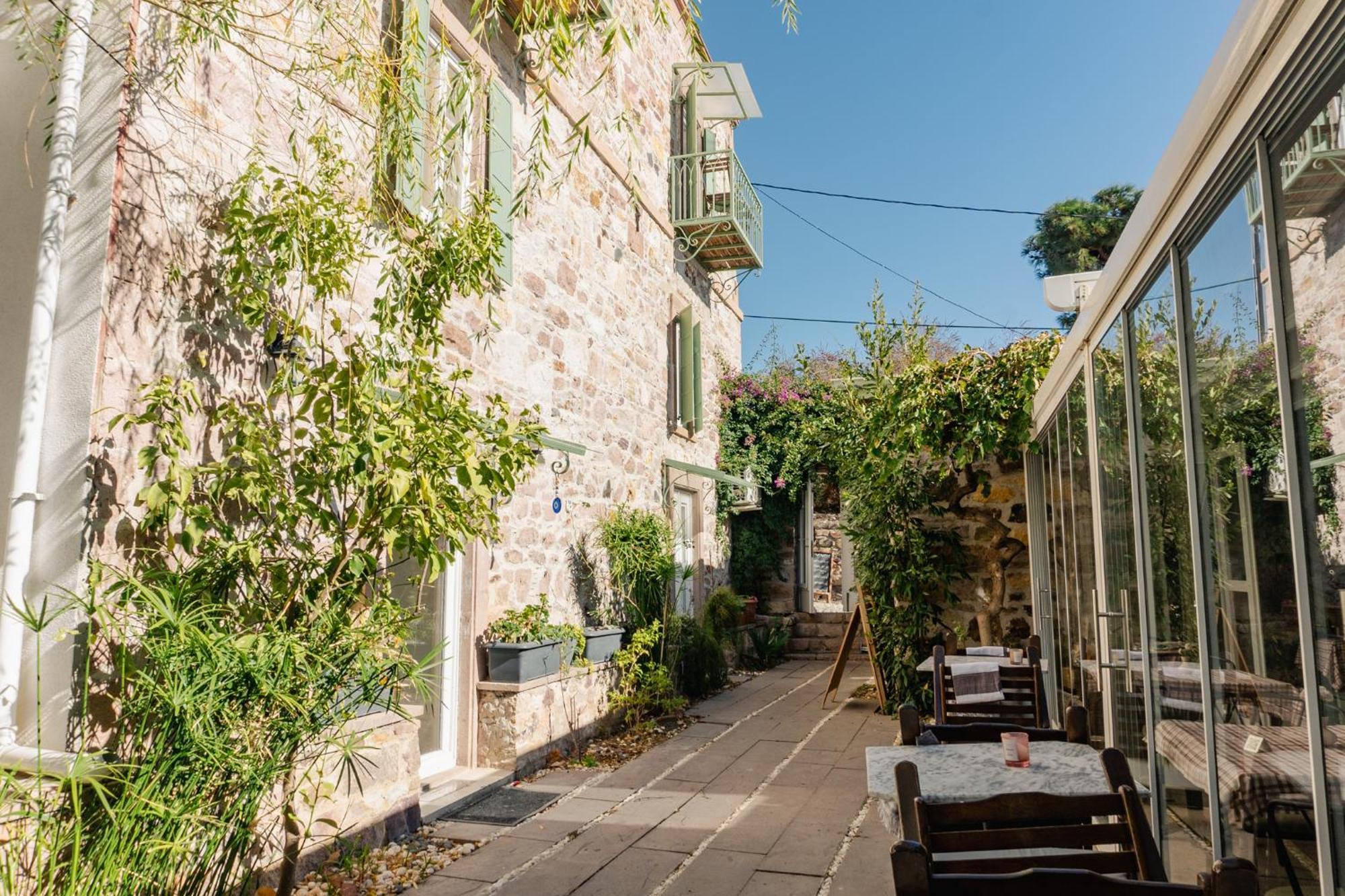 Cunda Ilios Hotel Ayvalik Exterior photo